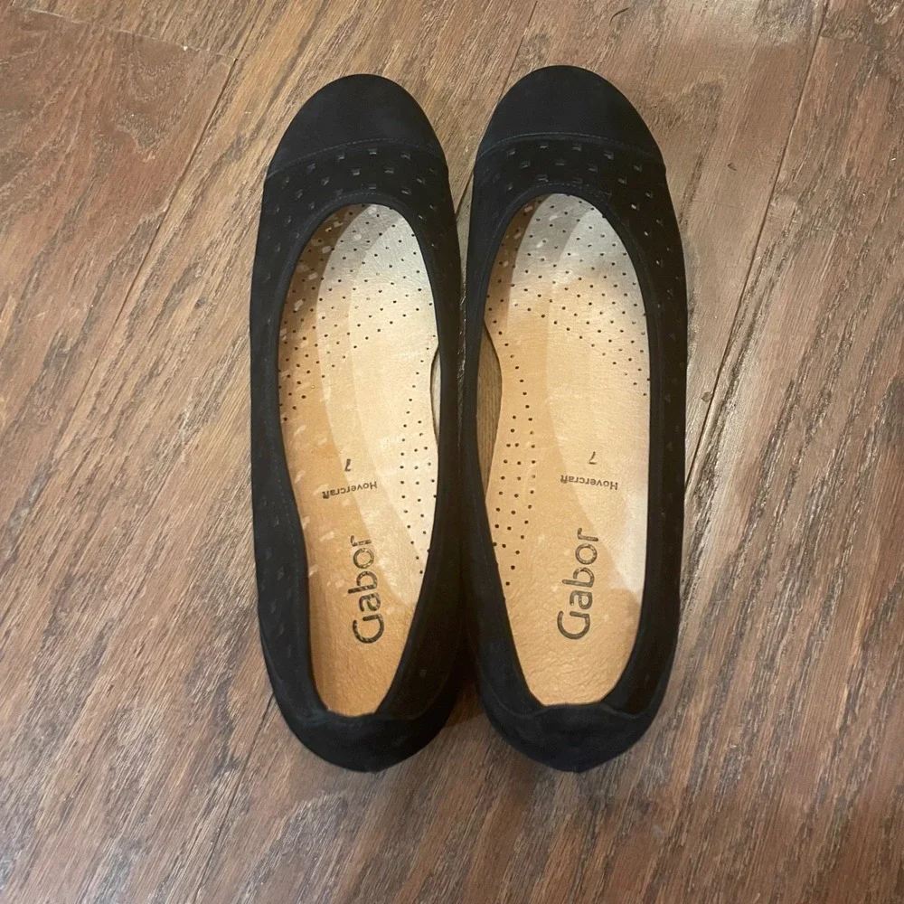 Gabor Hovercraft Flats Womens Black Perforated Suede Slip On Size 7